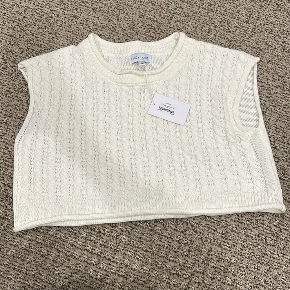 Women’s cropped knit sweater
